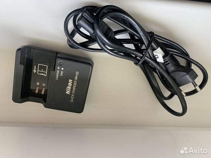 Nikon MH-23 оригинал