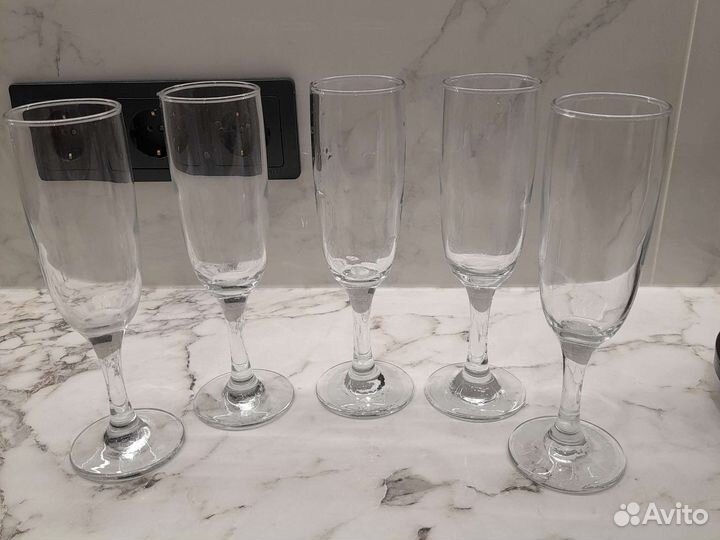 Бокалы для шампанского