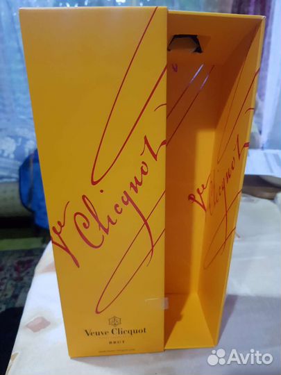 Коробка от шампанского