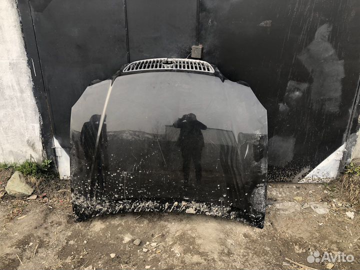 Капот таёта ариста