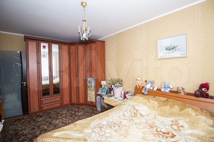 3-к. квартира, 80 м², 2/10 эт.