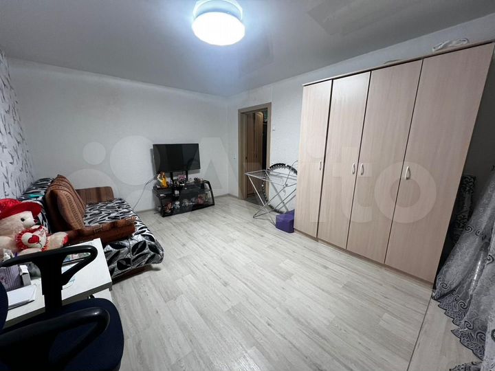 2-к. квартира, 49,9 м², 1/9 эт.