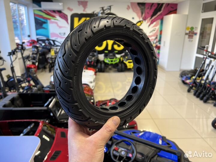 Покрышка Цельная 10х2.50