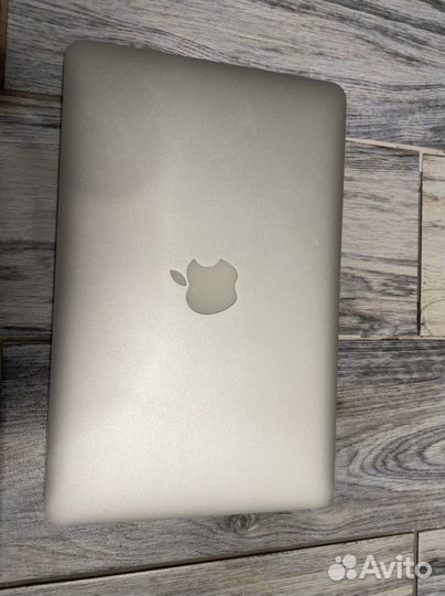 Apple MacBook Air 11
