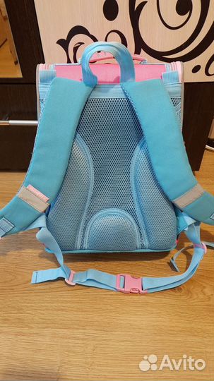 Ранец школьный для девочки