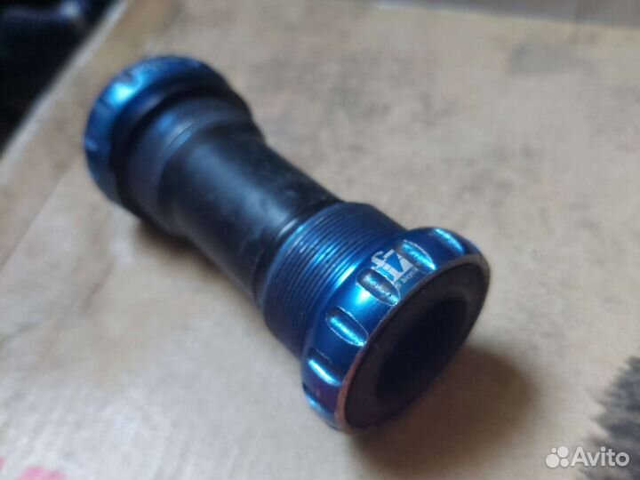 Шатуны FSA Gravity moto X + звезда 28зуб + каретка