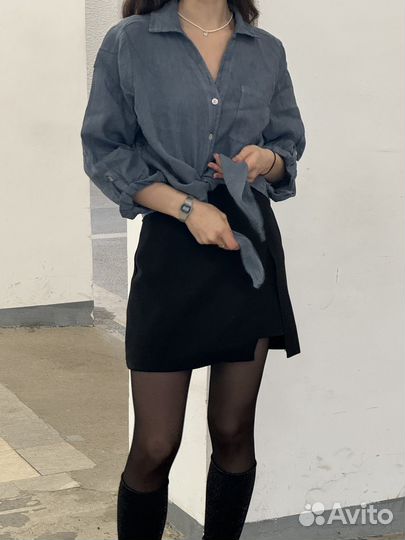 Синяя рубашка укороченная