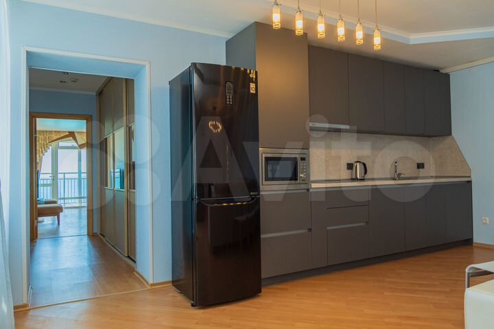 2-к. квартира, 100 м², 4/4 эт.