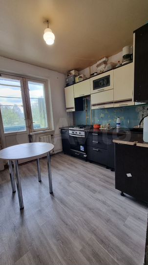 2-к. квартира, 54 м², 2/3 эт.