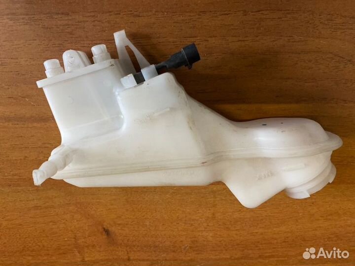 Бачок главного тормозного цилиндра Chevrolet