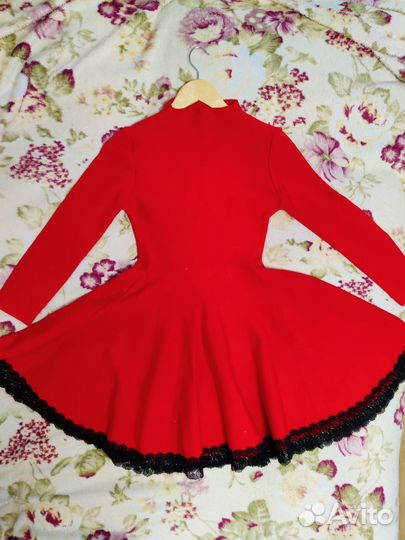 Красное короткое платье 44