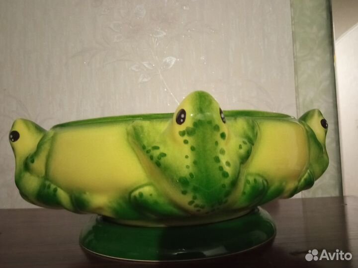 Кашпо керамика - лягушки