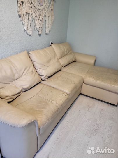 Угловой диван