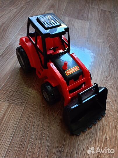 Детские игрушки трактор