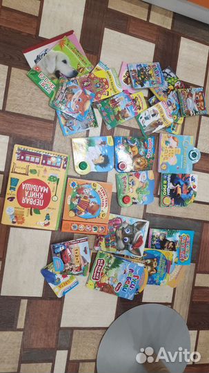 Пазлы, игрушки и книжки