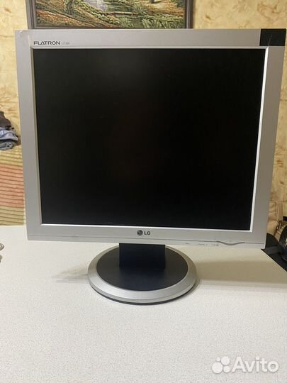 Монитор LG