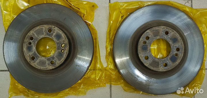 Диски тормозные передние 51712-2T000