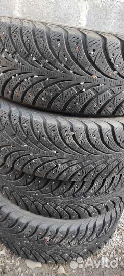 Goodyear Assurance Triplemax 215/65 R16