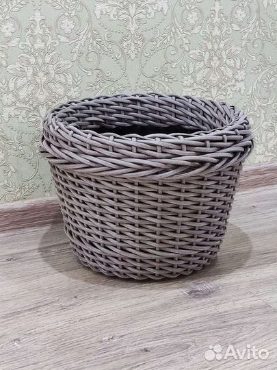 Кашпо из ротанга цвет капучино