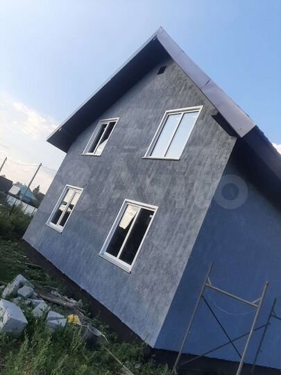 Дом 100 м² на участке 4 сот.