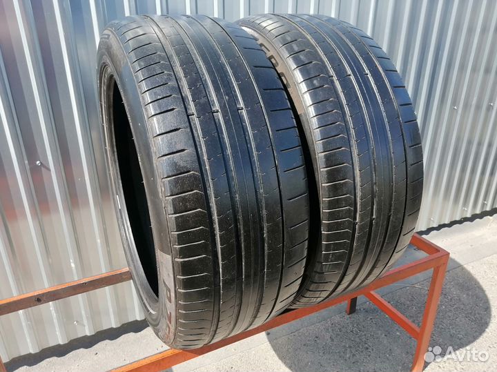 Pirelli P Zero PZ4 275/45 R21 107Y