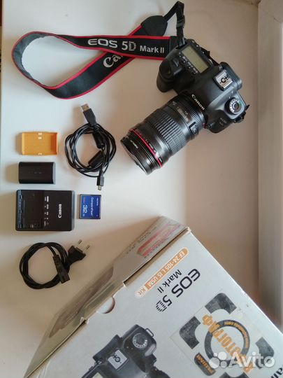 Зеркальный фотоаппарат canon 5D mark II