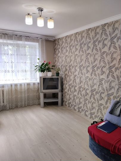 2-к. квартира, 52 м², 3/5 эт.