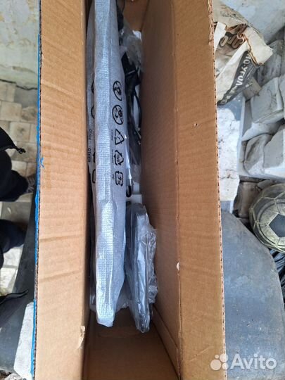 Монитор Samsung 22 дюйма