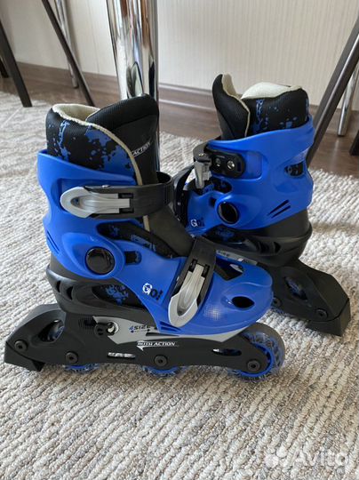 Роликовые коньки детские новые