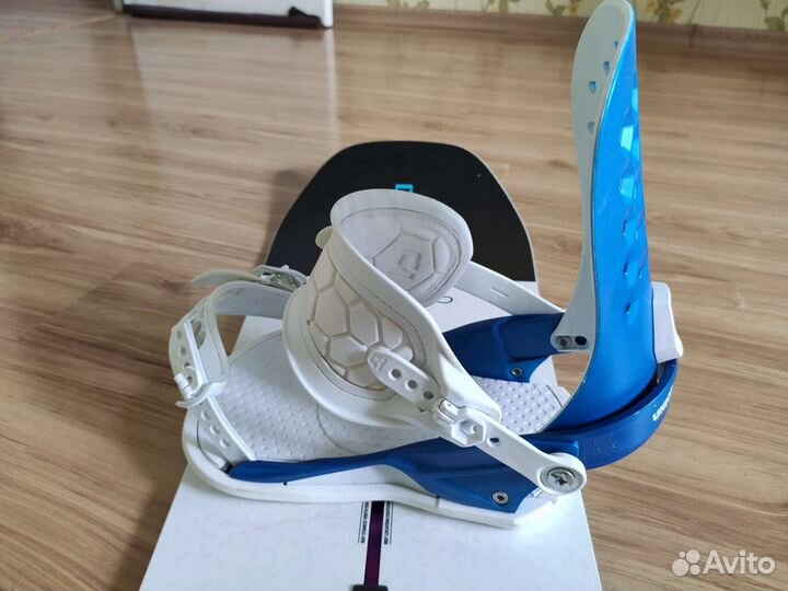 Сноубордические крепления Union Strata М