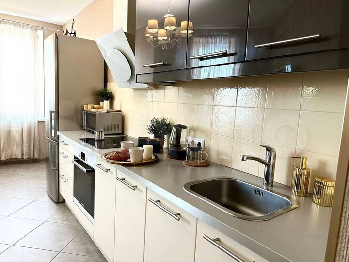 1-к. квартира, 53 м², 25/25 эт.