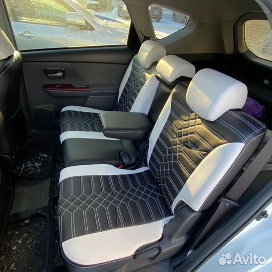 Чехлы Prius Альфа