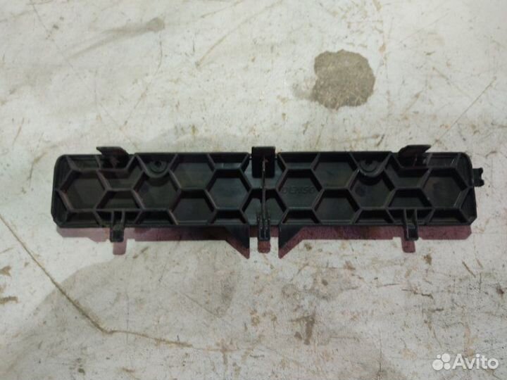 Крышка салонного фильтра Volkswagen Golf 5G1 cjza