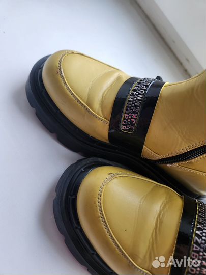 Ботинки демисезонные для девочки 32 размера