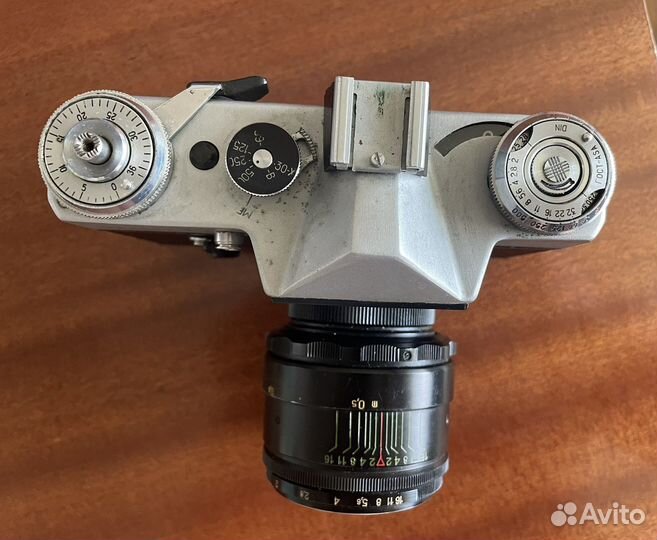 Плёночный фотоаппарат Зенит-Е
