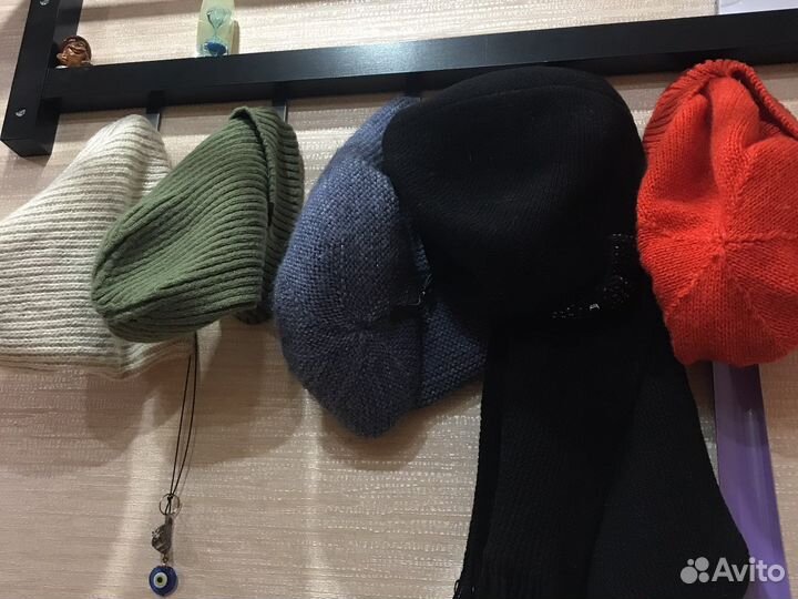 Береты, шапки, платки