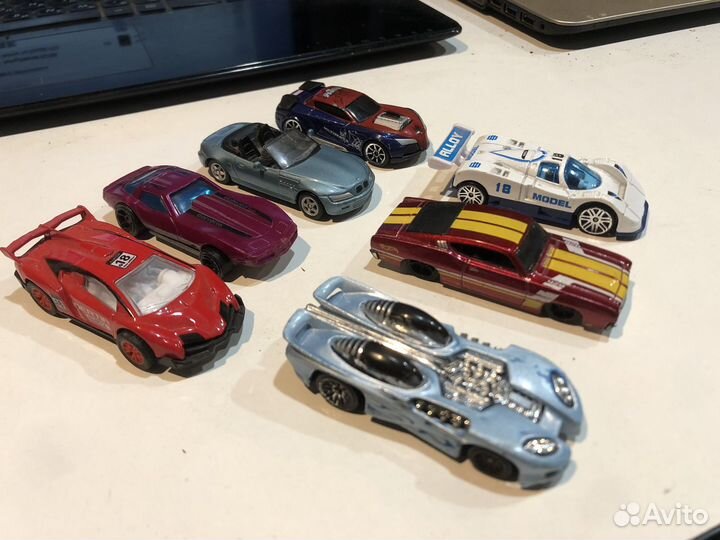 Машинки 1:64 HotWheels
