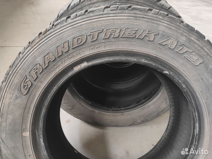 Dunlop Grandtrek AT3 235/60 R16