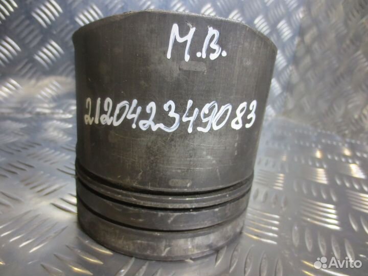 Поршень Mercedes-Benz A4570301437