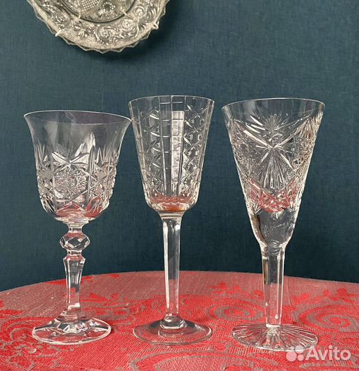 Хрустальные фужеры кубки