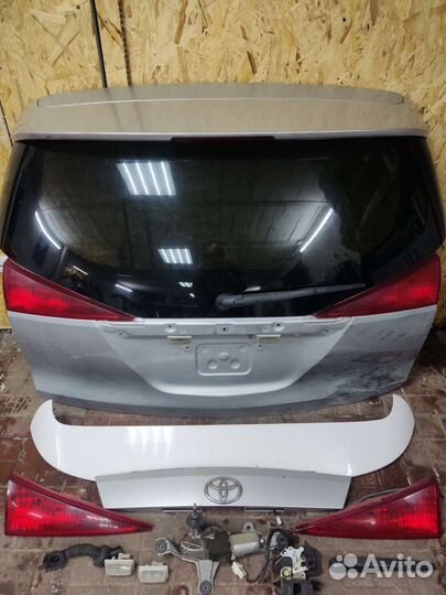 Крышка багажника toyota caldina 3