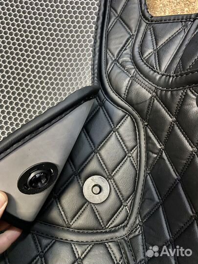 3d коврики из экокожи Toyota