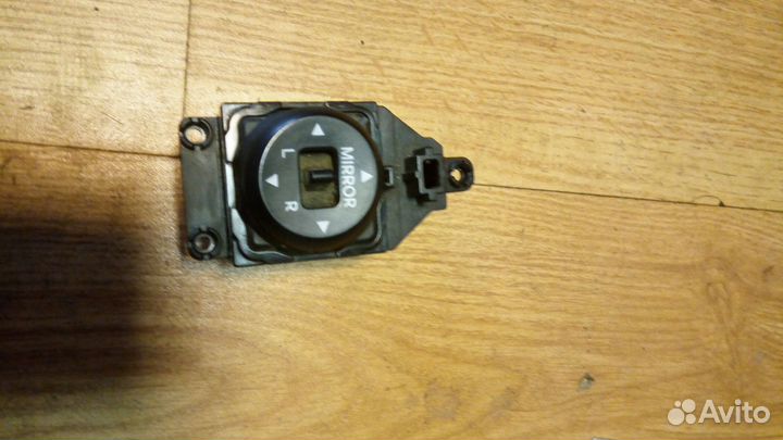 Блок управления зеркалами Hyundai solaris 1