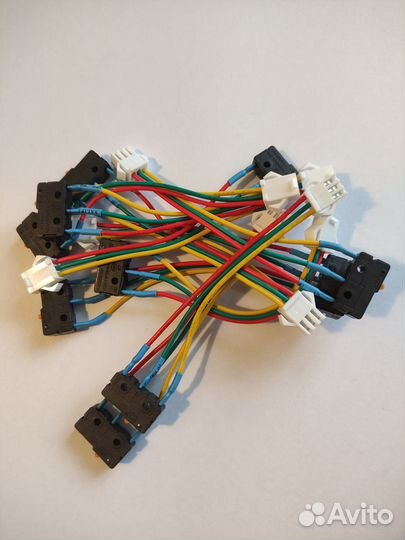 Микровыключатель для газовой колонки 3-хконтактный