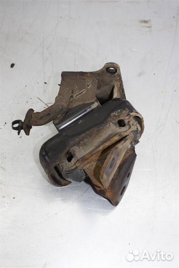 Опора двигателя левая Hyundai-KIA grand starex