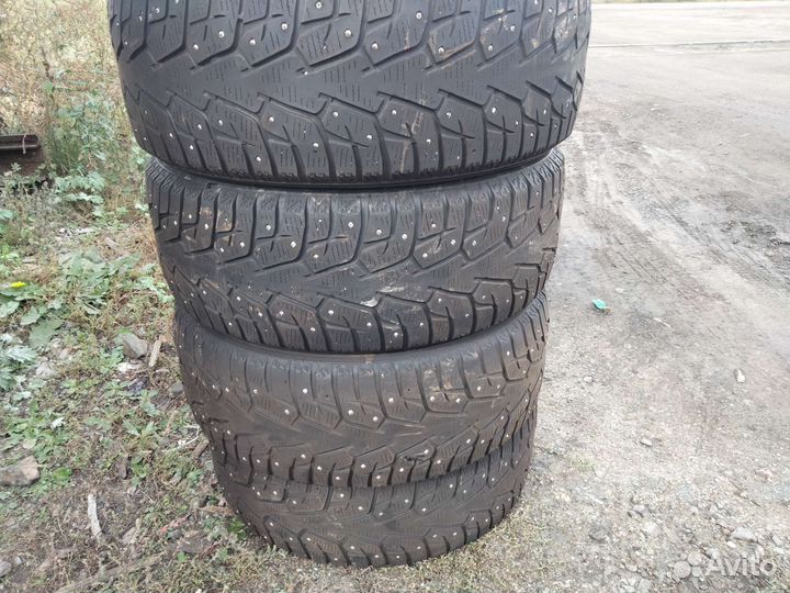 Yokohama Ice Guard Stud IG55 20.5/55 R16