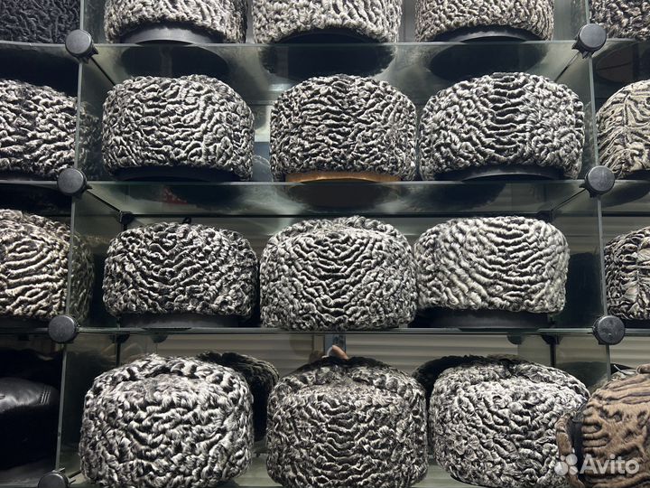 Каракулевые ушанки папахи