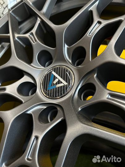 Литые диски r 18