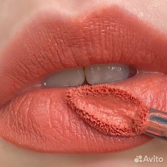 Жидкая губная помада Dior Rouge Ultra Care 750