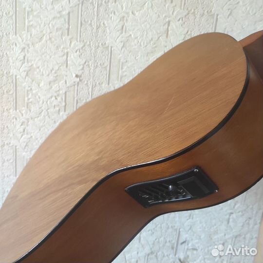 Гитара Yamaha c40